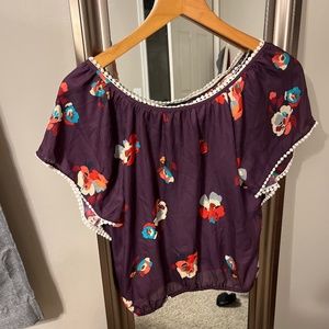 American Eagle floral top